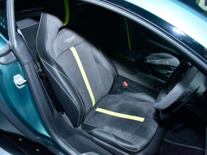 2022˹DRV8 Vantage Ϻ܇չ