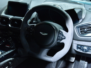 2022˹DRV8 Vantage Ϻ܇չ