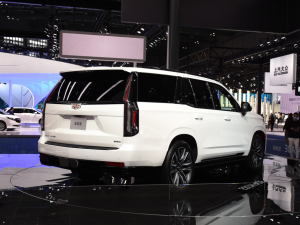 2021P׵ESCALADE Ϻ܇չ