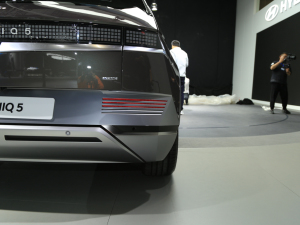 2021I(lng)ONIQ()5 Ϻ܇չ