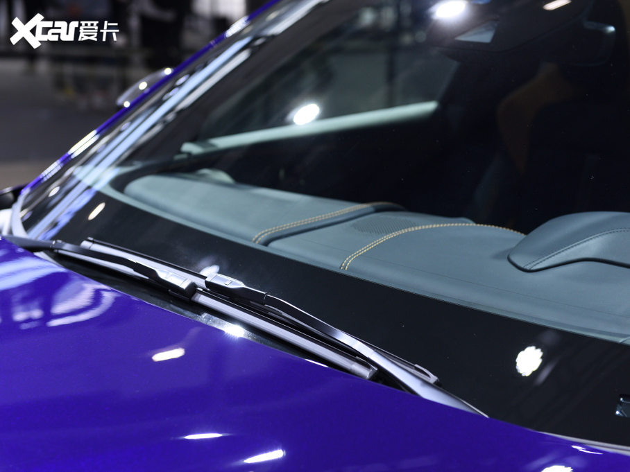 2022�˹�D���R��DBX 