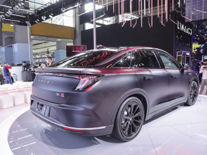 2021O S(ARCFOX S) Ϻ܇չ