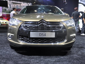 2012DS 4 Ϻ܇չ