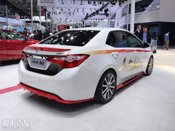 广汽丰田2014款雷凌