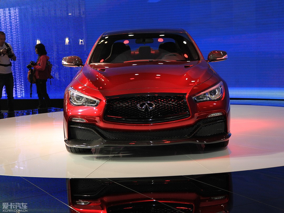 2014ӢQ50 Eau Rouge