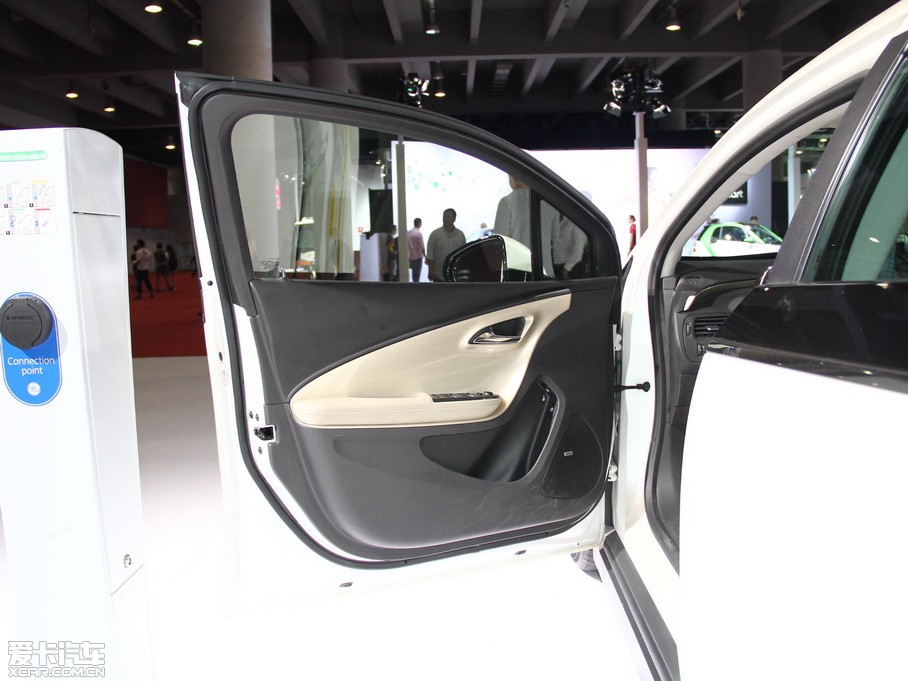 2012��VOLT���{�_ 