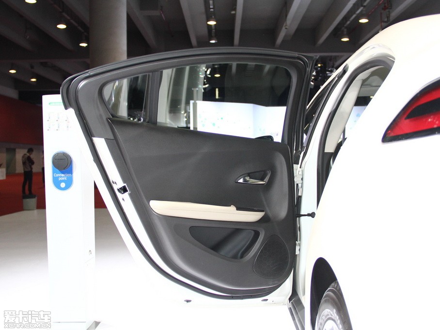 2012��VOLT���{�_ 