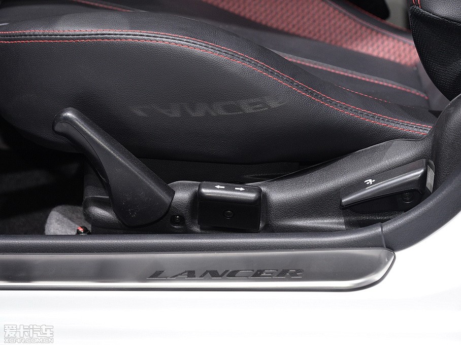 2015�������{(l��n)ɪ S-Design