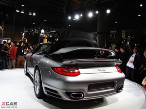2010r911 w^