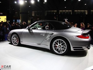 2010r911 w^