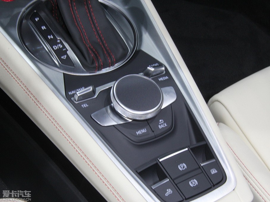 2016?yun)WTTS Roadster 