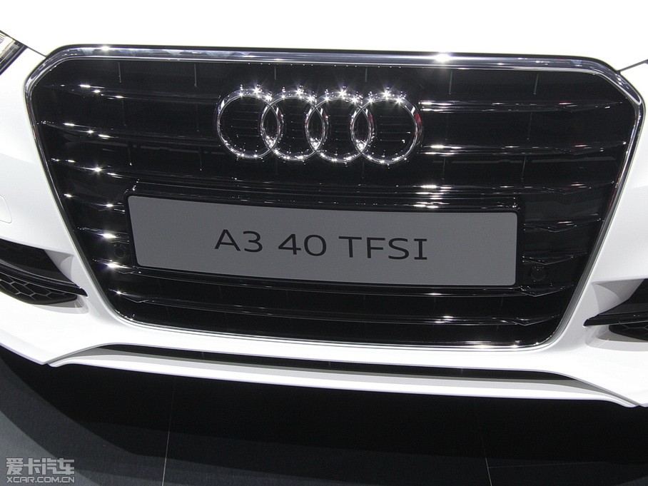 2015WA3 Limousine(M) 