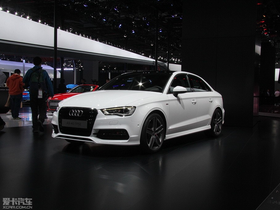 2015WA3 Limousine(M) 