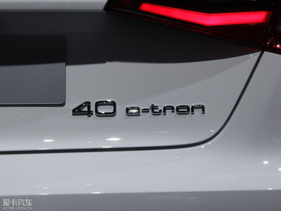 2015µA3 e-tron Sportback e-tron ˶