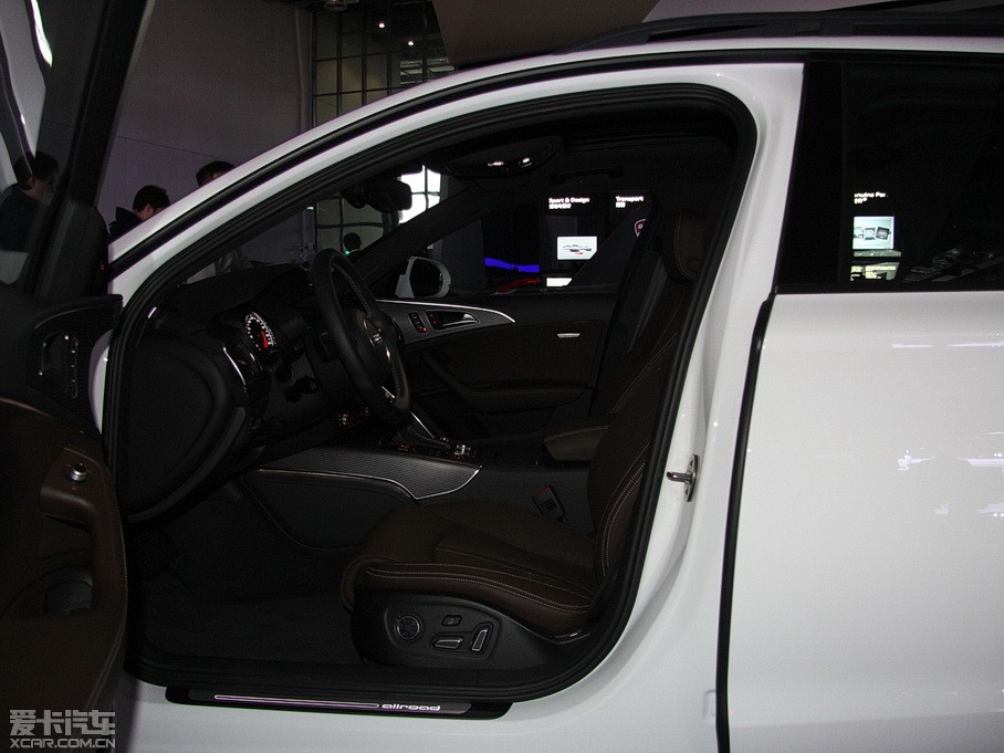 2015WA6(M) Allroad quattro