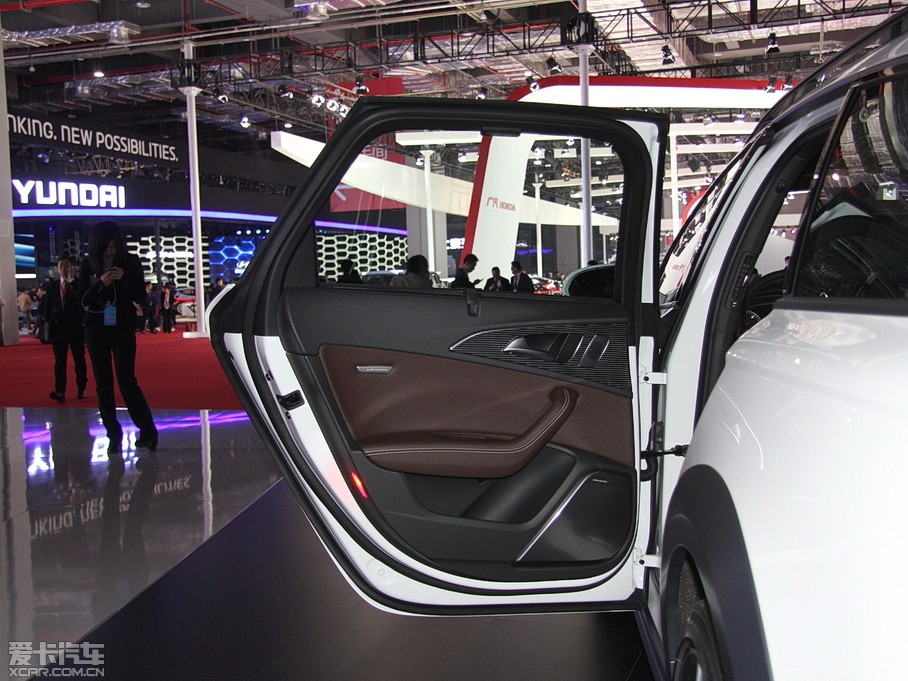 2015WA6(M) Allroad quattro