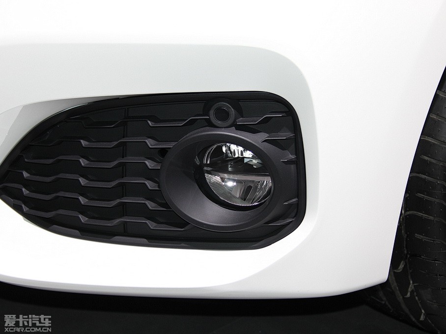 2015R1ϵɎ 118i OӋb