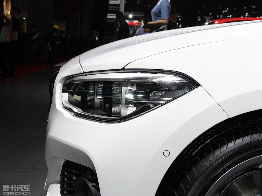 2015R1ϵɎ 118i OӋb