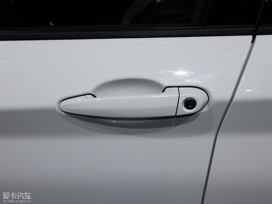 2015R1ϵɎ 118i OӋb