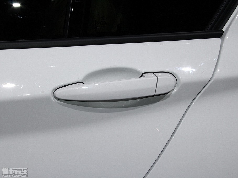 2015R1ϵɎ 118i OӋb