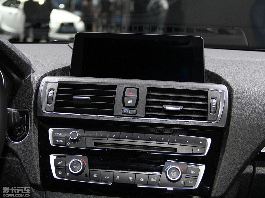 2015R1ϵɎ 118i OӋb