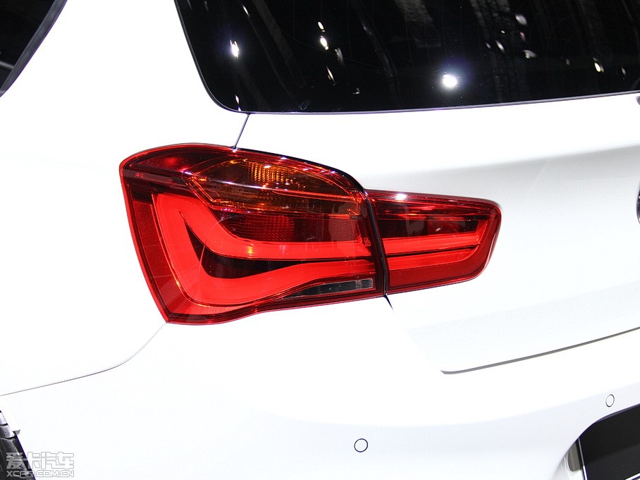 2015R1ϵɎ 118i OӋb