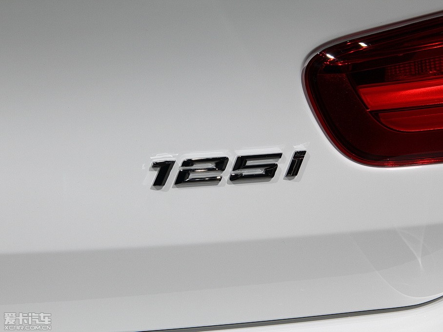 2015R1ϵɎ 118i OӋb