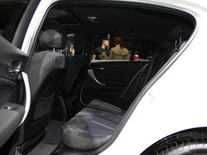 2015118i O(sh)Ӌ(j)b Ϻ܇չ