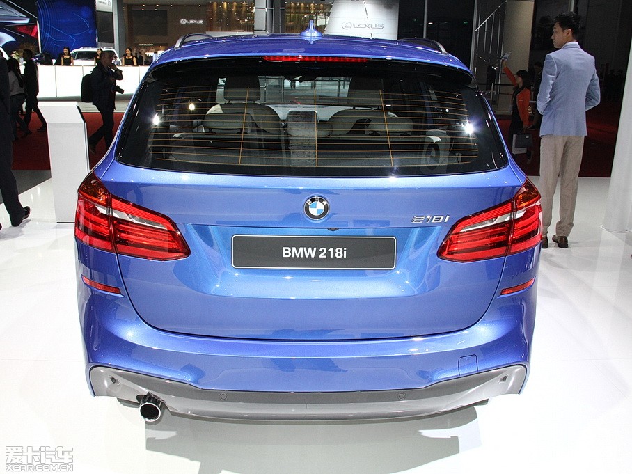 2015R2ϵ܇(M) 218i \OӋb