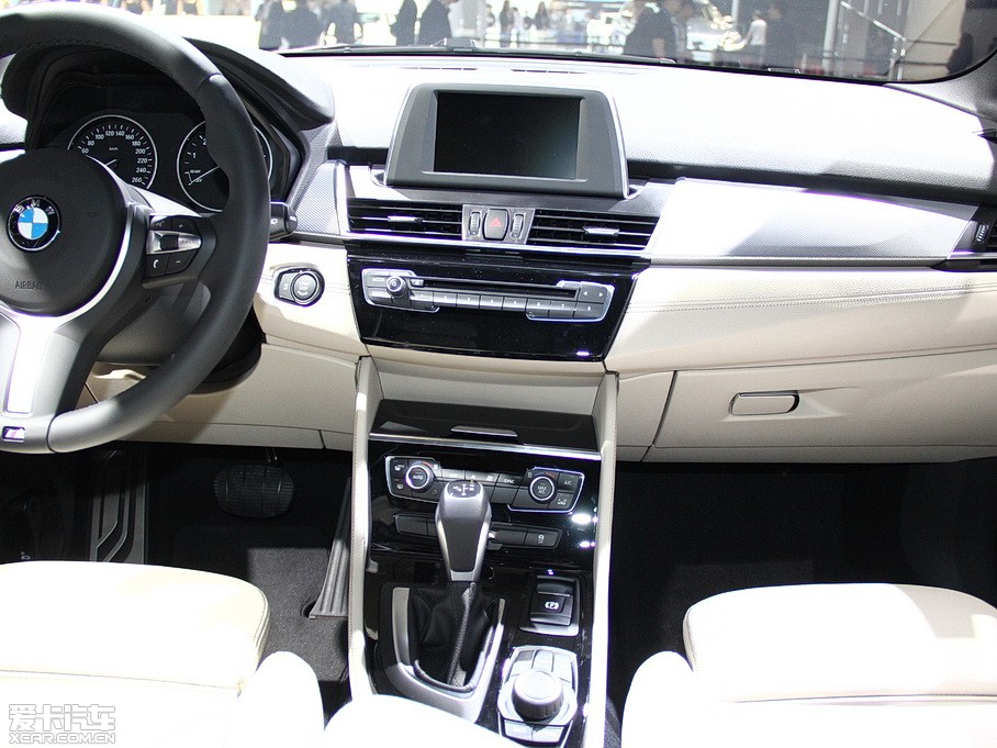 2015R2ϵ܇(M(jn)) 218i \(yn)(dng)O(sh)Ӌ(j)b