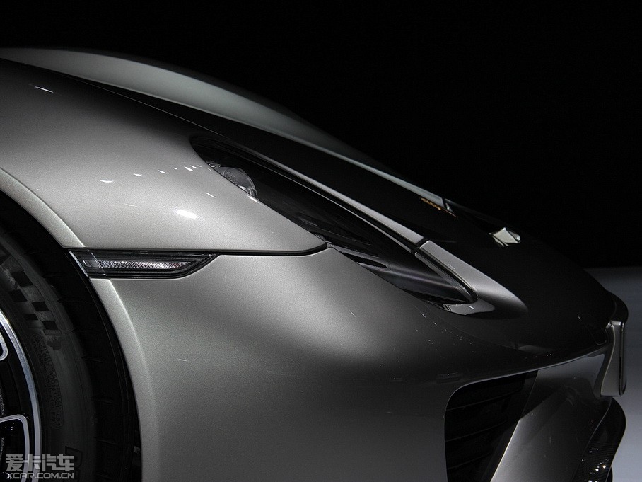 2015r(sh)918 Spyder