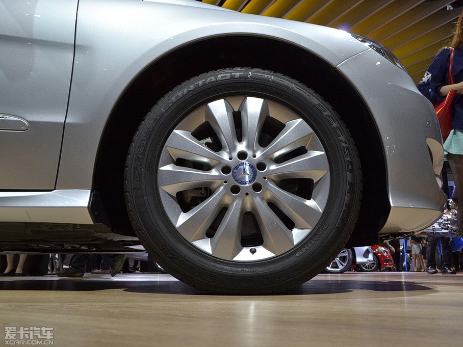 2014YR(j) R 400 4MATICA