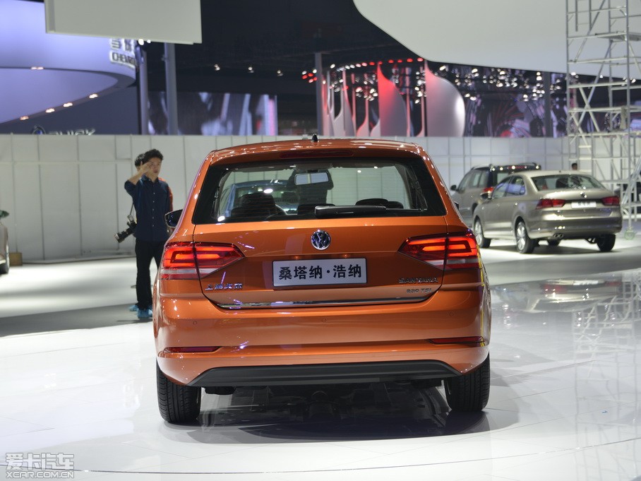 2015ɣ{Ƽ{ 230TSI DSGA