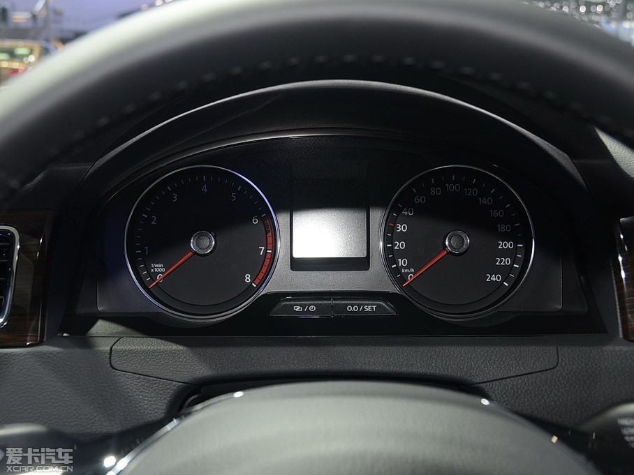 2015ɣ{Ƽ{ 230TSI DSGA