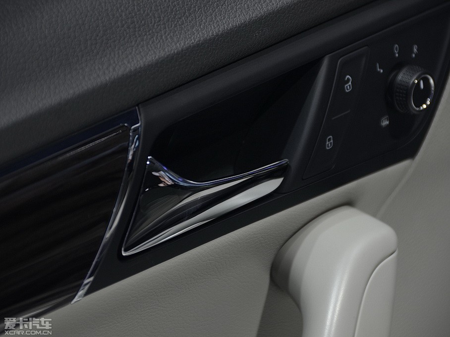 2014݃Ɏ 1.4TSI DSG\Ӱ