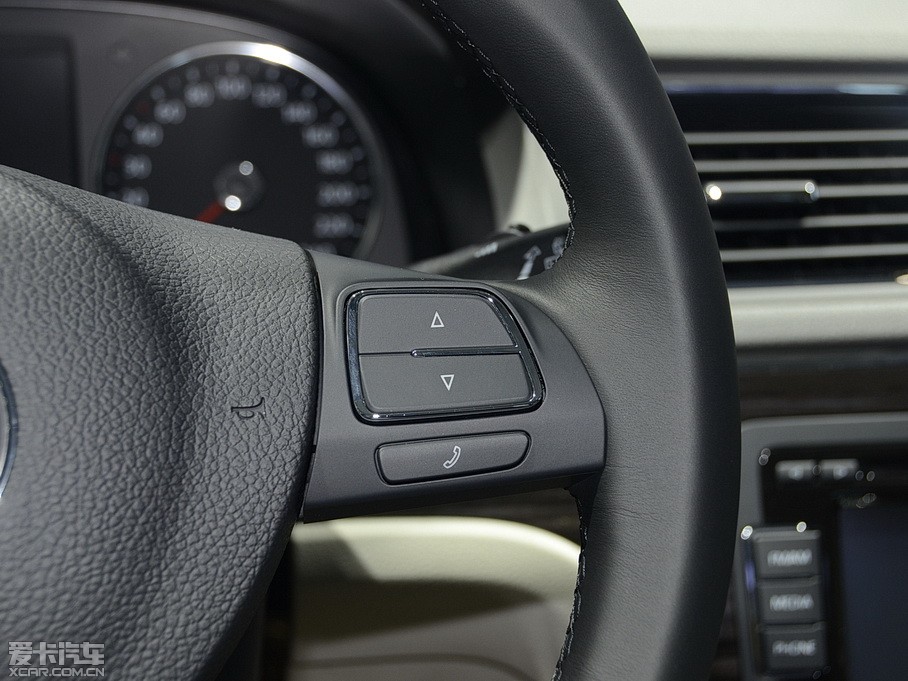 2014݃Ɏ 1.4TSI DSG\Ӱ