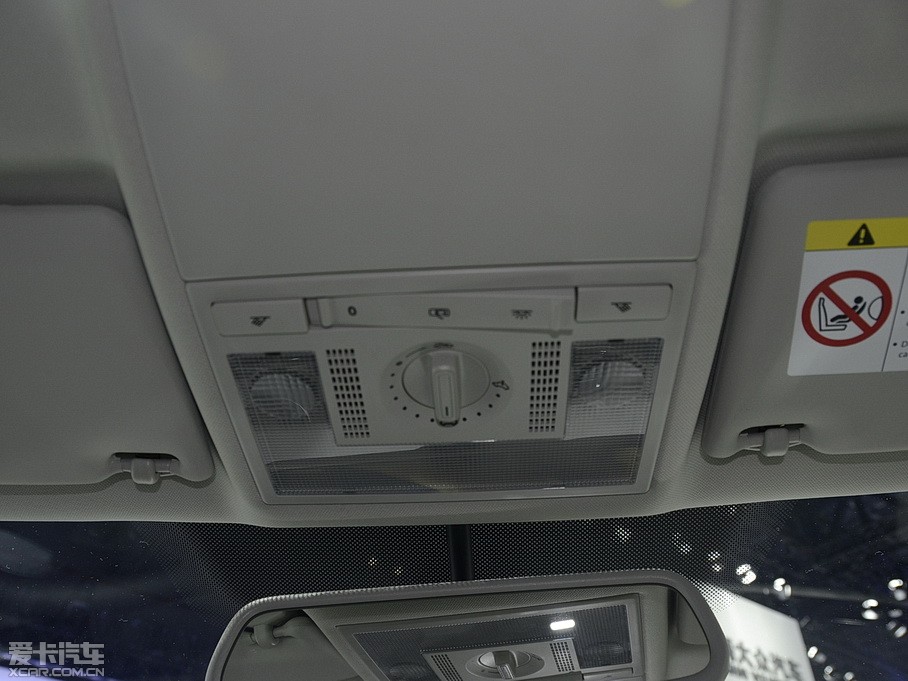 2014݃Ɏ 1.4TSI DSG\Ӱ