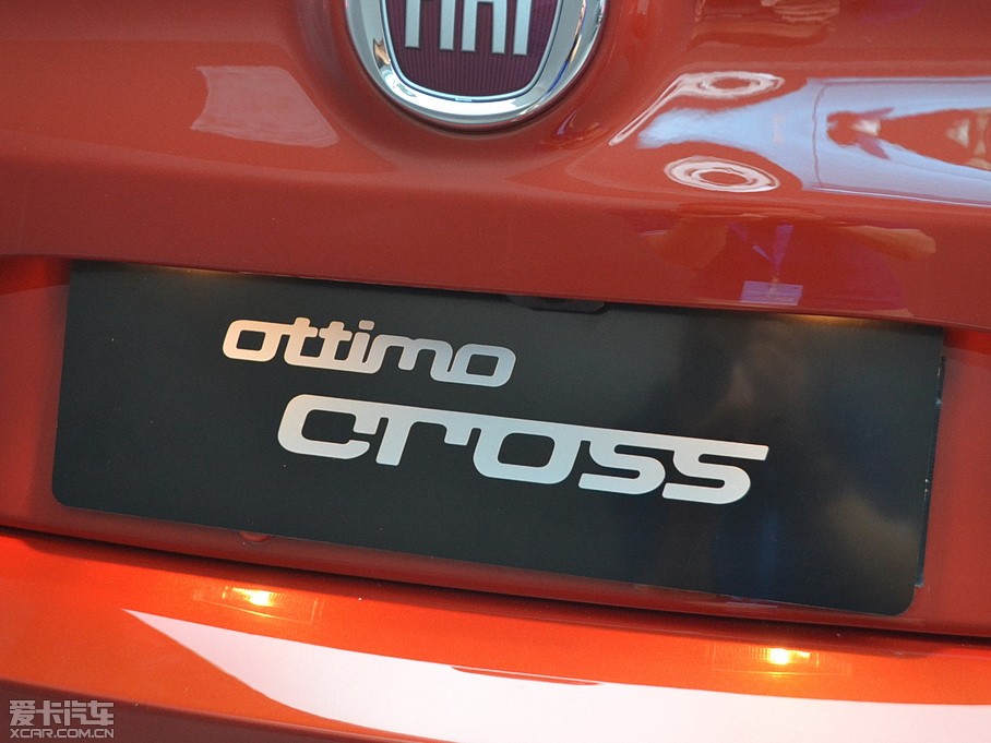 2015 Cross܇