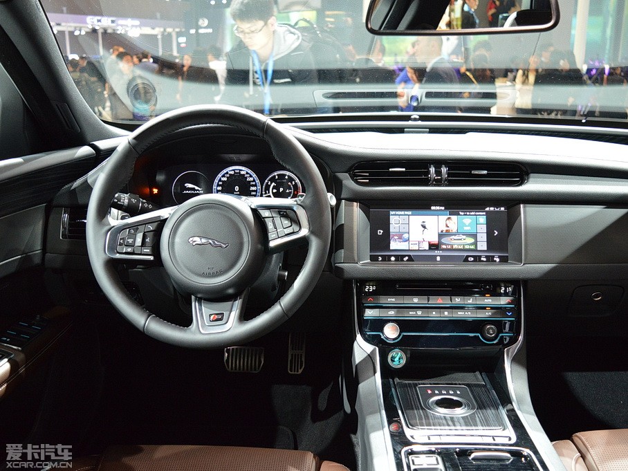 2016ݱXF 3.0T (q)R-Sport\Ӱ