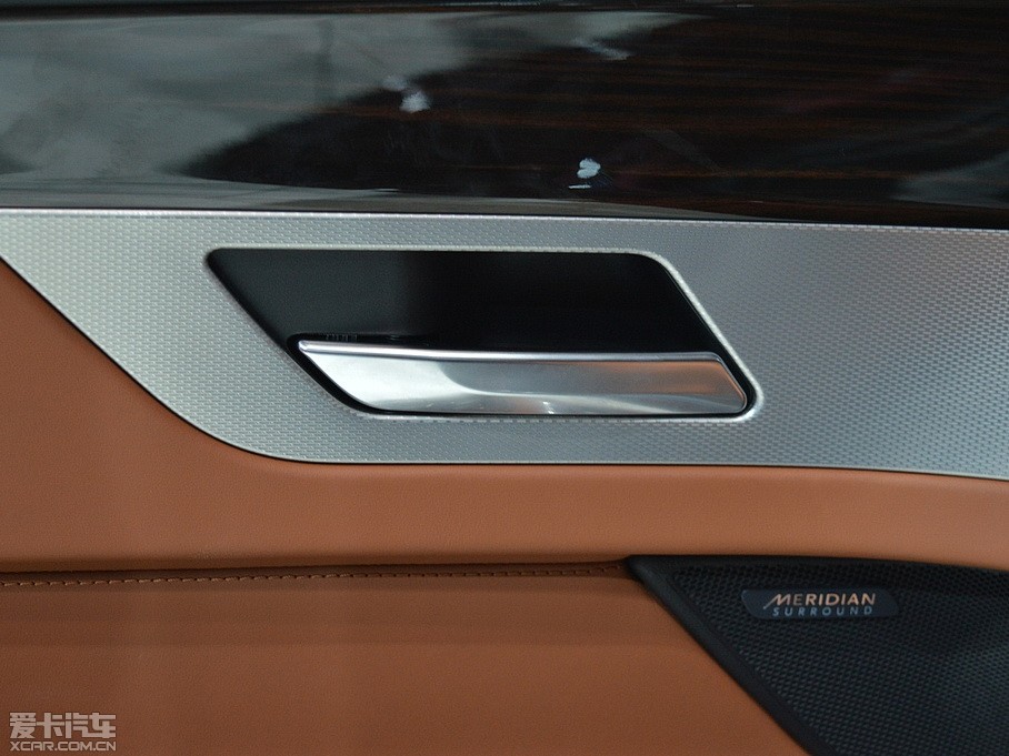 2016ݱXF 3.0T (q)R-Sport\Ӱ