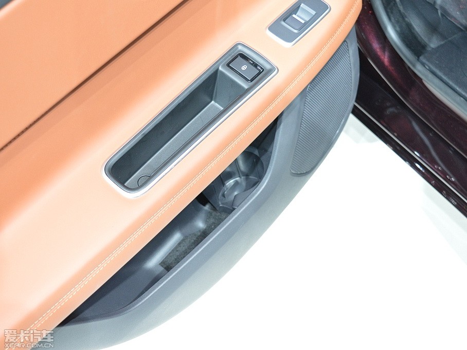 2016ݱXF 3.0T R-Sport\Ӱ