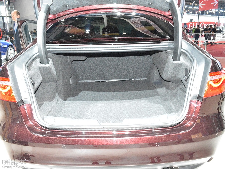 2016ݱXF 3.0T (q)R-Sport\Ӱ