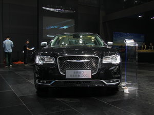 2015款克莱斯勒300C(进口) 上海车展
