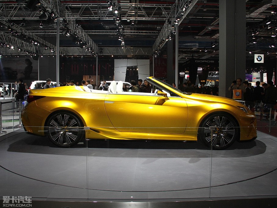 2015���׿��_˹LF-C2 