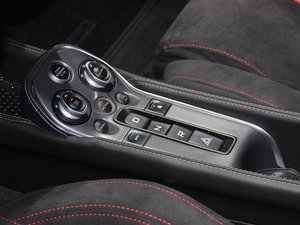 20153.8T Coupe Ϻ܇չ