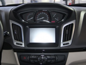 奇瑞汽車2015款艾瑞澤M7