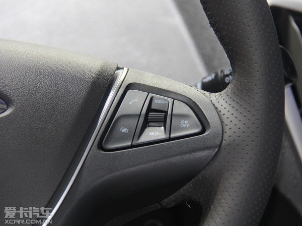 奇瑞汽車2015款艾瑞澤M7