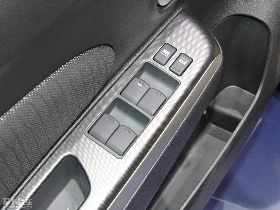 2015R50X 1.6L ԄӺA