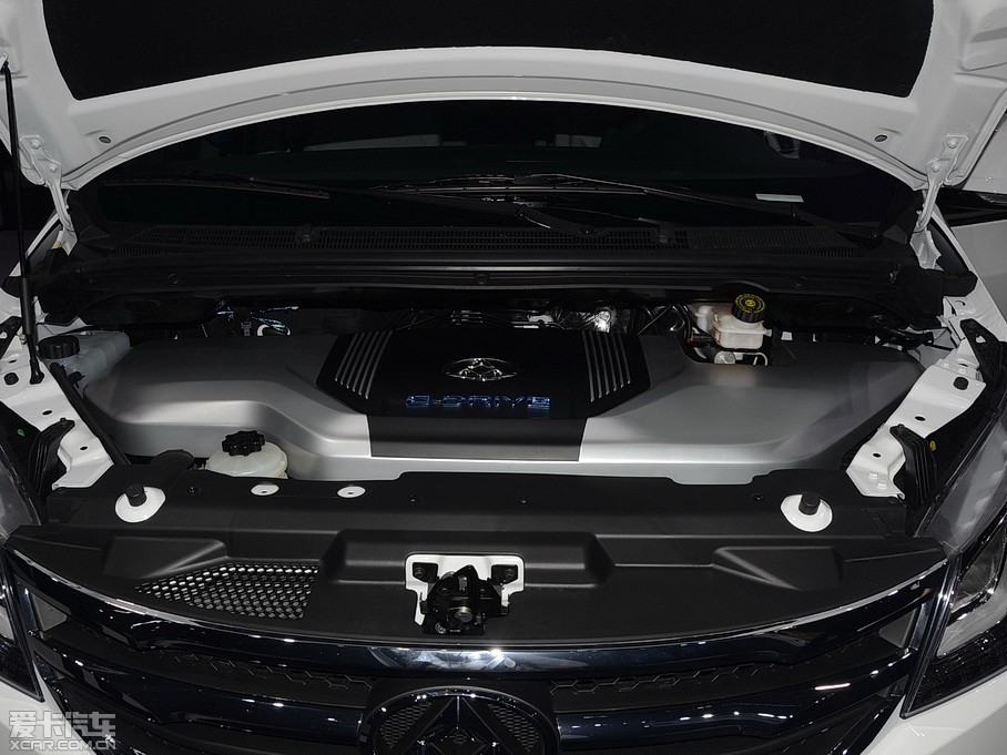 2015ͨMAXUS EG10 늄܇