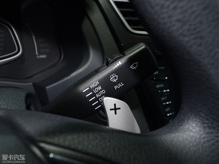 2015���CC 1.8T �ԄӾ�Ӣ��